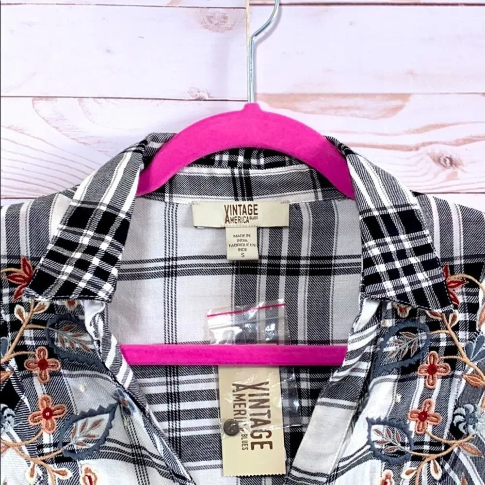Vintage America Blues Embroidered Plaid  Button Down Shirt